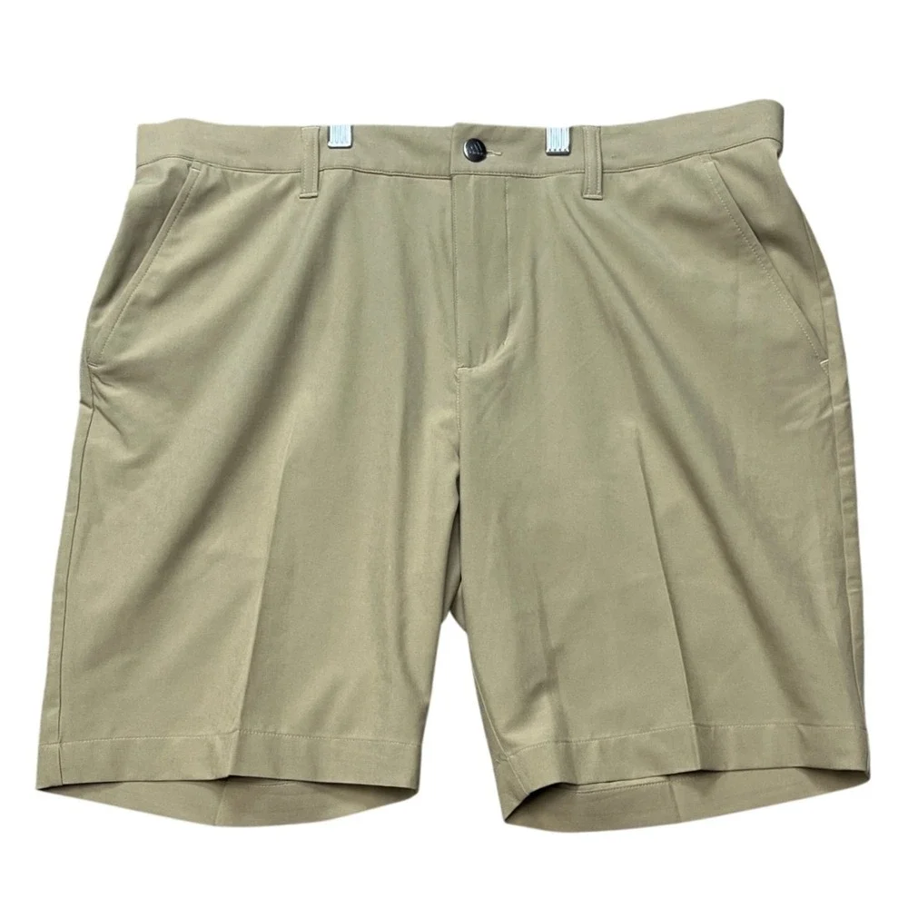 Adidas Ultimate365 Golf Shorts Men 34 Tan Stretch Waistband Primegreen 3 Stripes